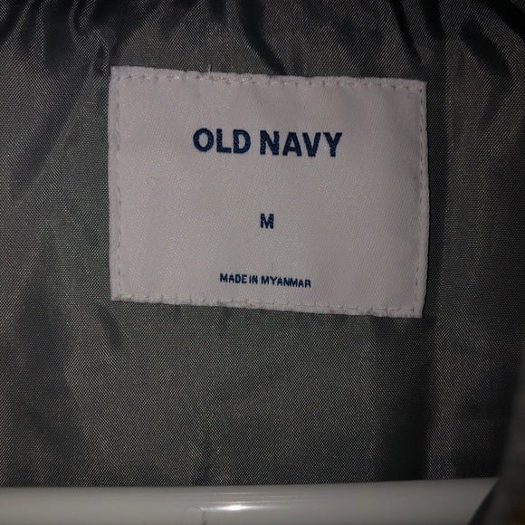 Gray lightweight zip front quilted vest - Picture 3 of 3